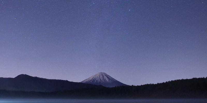 土家嫂的待客之道：从咂酒飘香到摆手舞起，探寻土家腊肉背后的文化密码