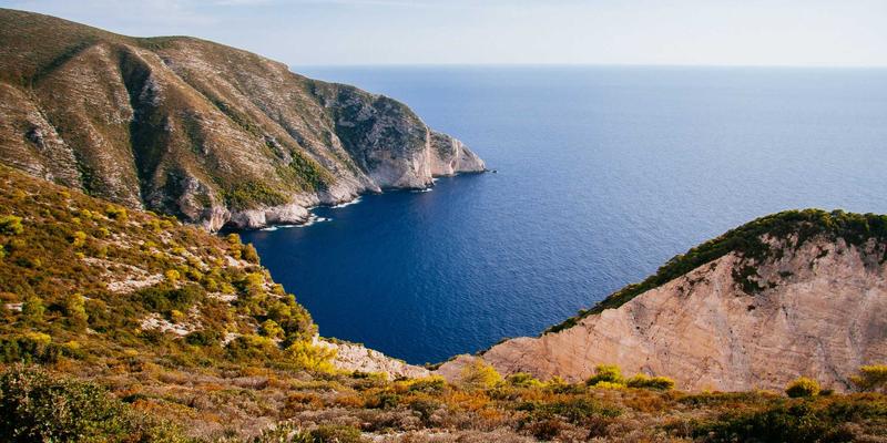 土家嫂的酸坛子哲学：从土家美食看发酵中的时间管理与生活滋味