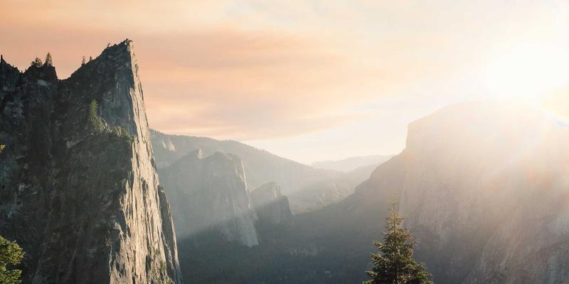土家嫂的酿酒古法：从摆手舞到特色美食，揭秘甜米酒与包谷酒的酿造智慧
